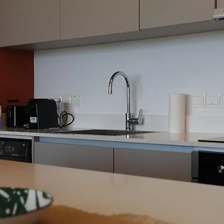 New Sea View Apartment, Pool, Walk To *