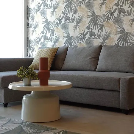 Apartman New Sea View Apartment, Pool, Walk To